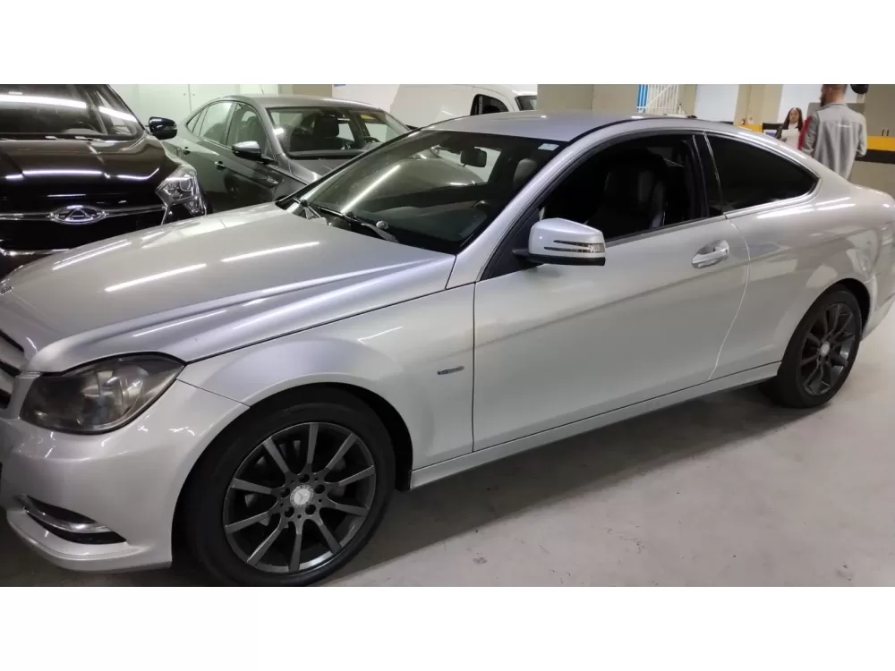 Mercedes-Benz C-180