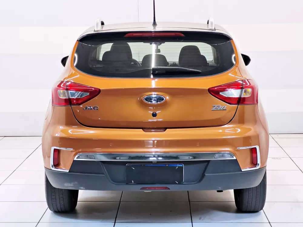 JAC T40
