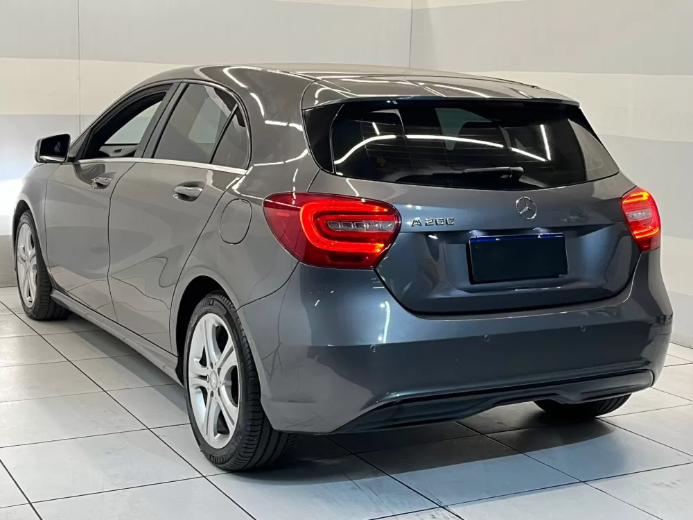 Mercedes-Benz A