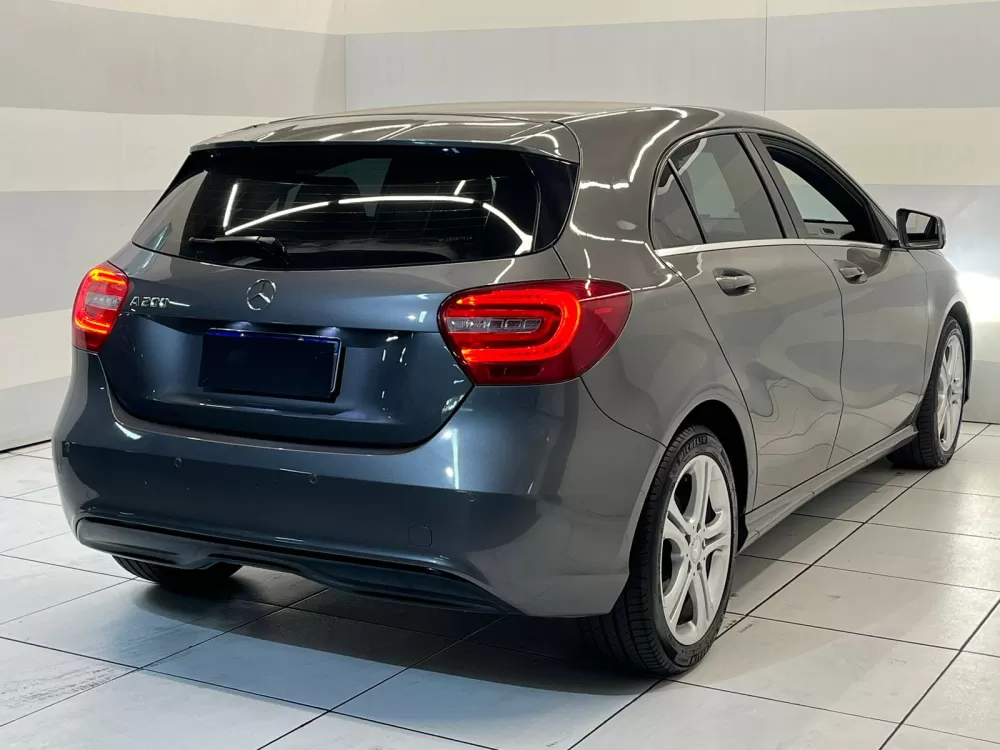 Mercedes-Benz A