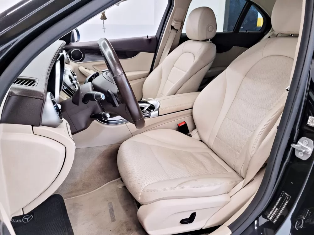 Mercedes-Benz C-180
