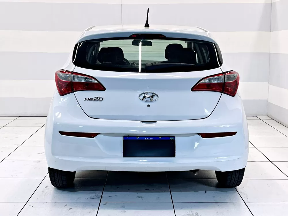 Hyundai HB20