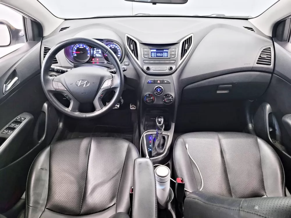 Hyundai HB20X