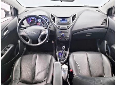 Hyundai HB20X