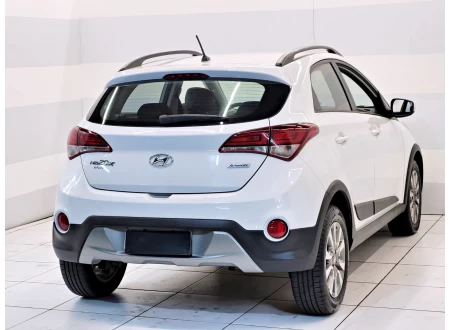 Hyundai HB20X