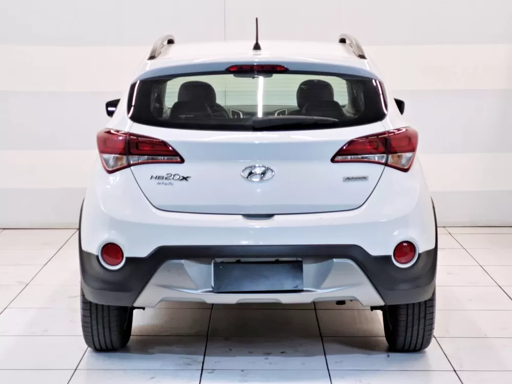 Hyundai HB20X
