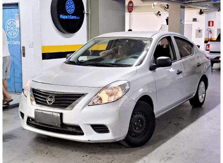 Nissan VERSA