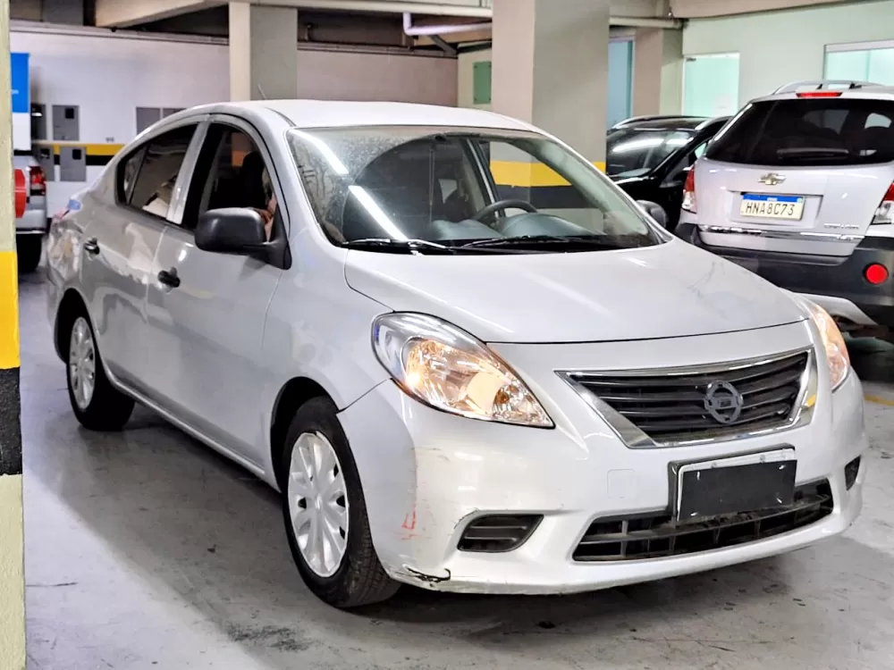 Nissan VERSA