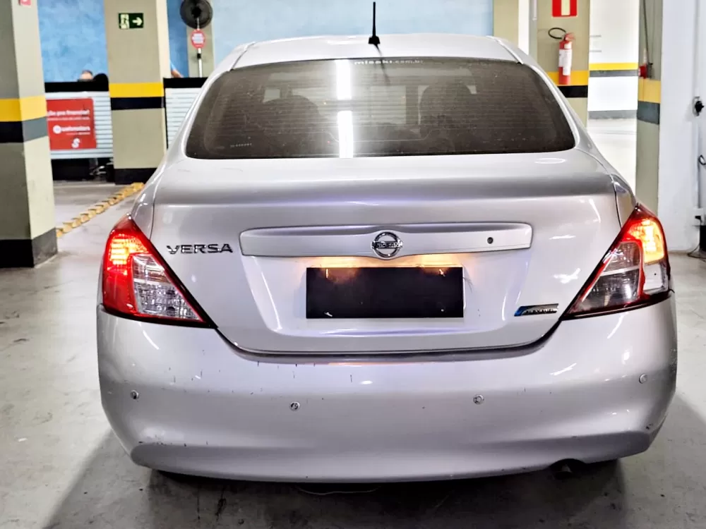Nissan VERSA