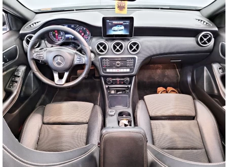 Mercedes-Benz A