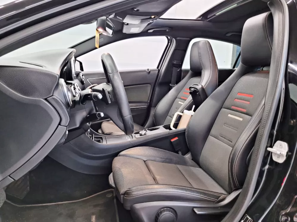 Mercedes-Benz A