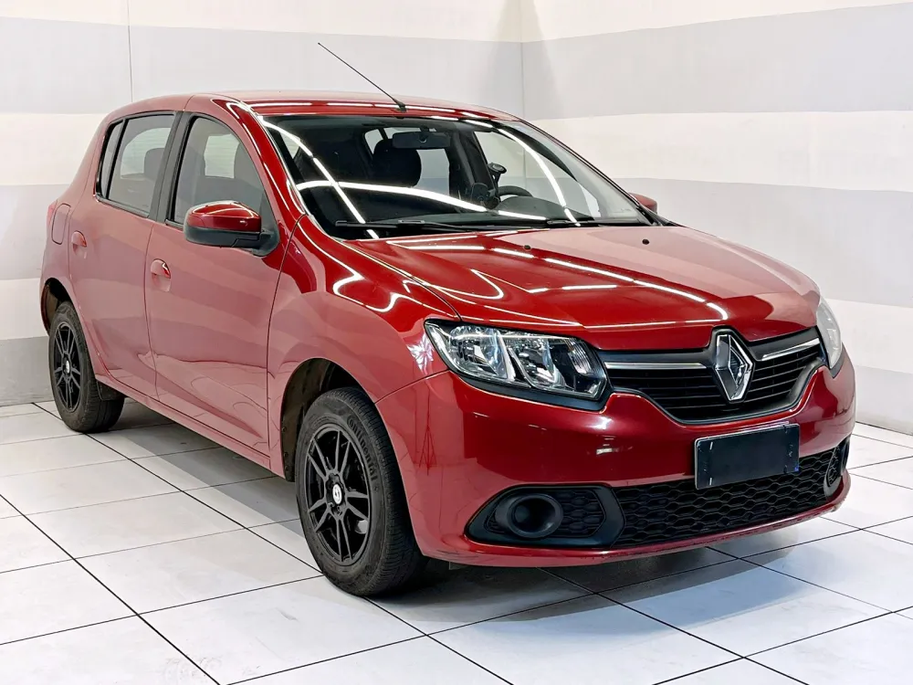 Renault SANDERO