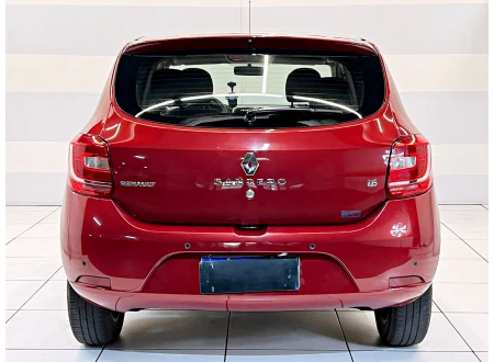 Renault SANDERO