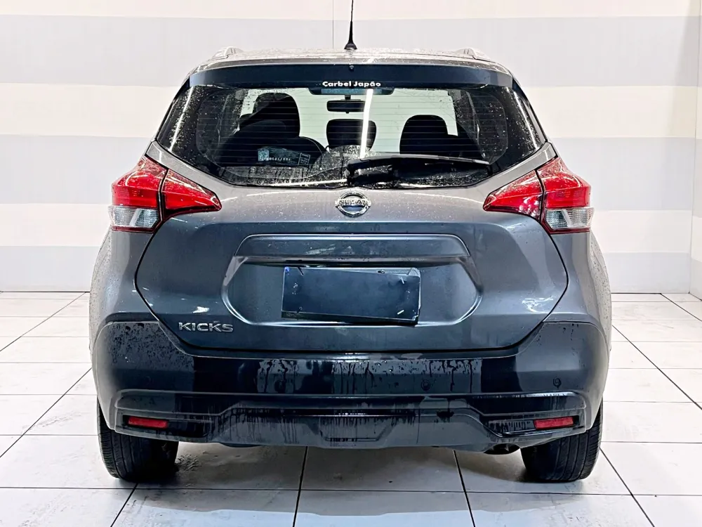 Nissan KICKS