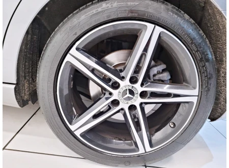 Mercedes-Benz A