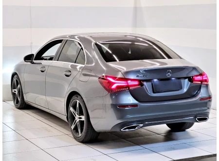 Mercedes-Benz A