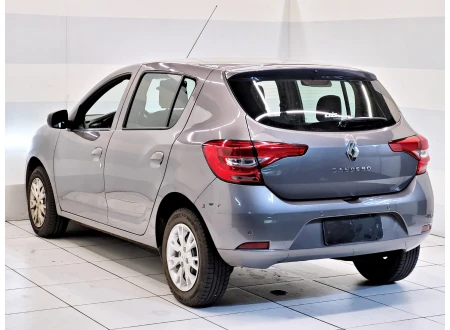Renault SANDERO