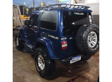 Troller T-4