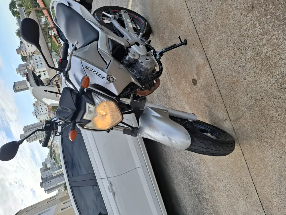 YAMAHA FAZER