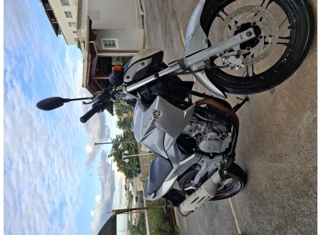 YAMAHA FAZER