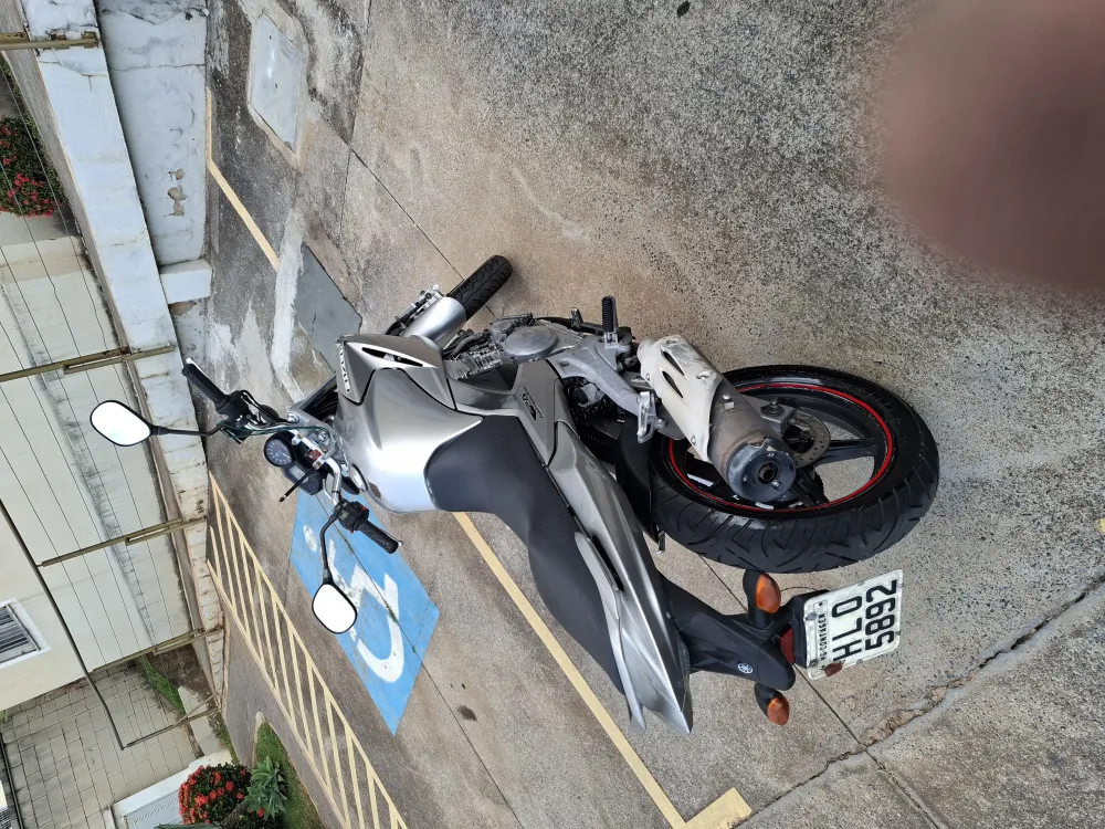 YAMAHA FAZER