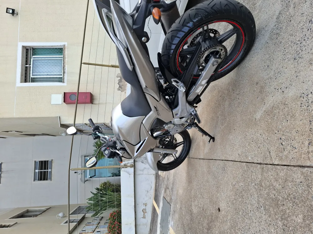 YAMAHA FAZER