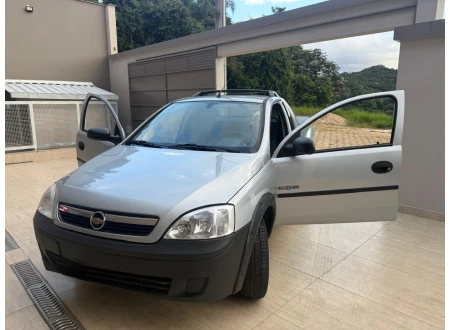 Chevrolet MONTANA