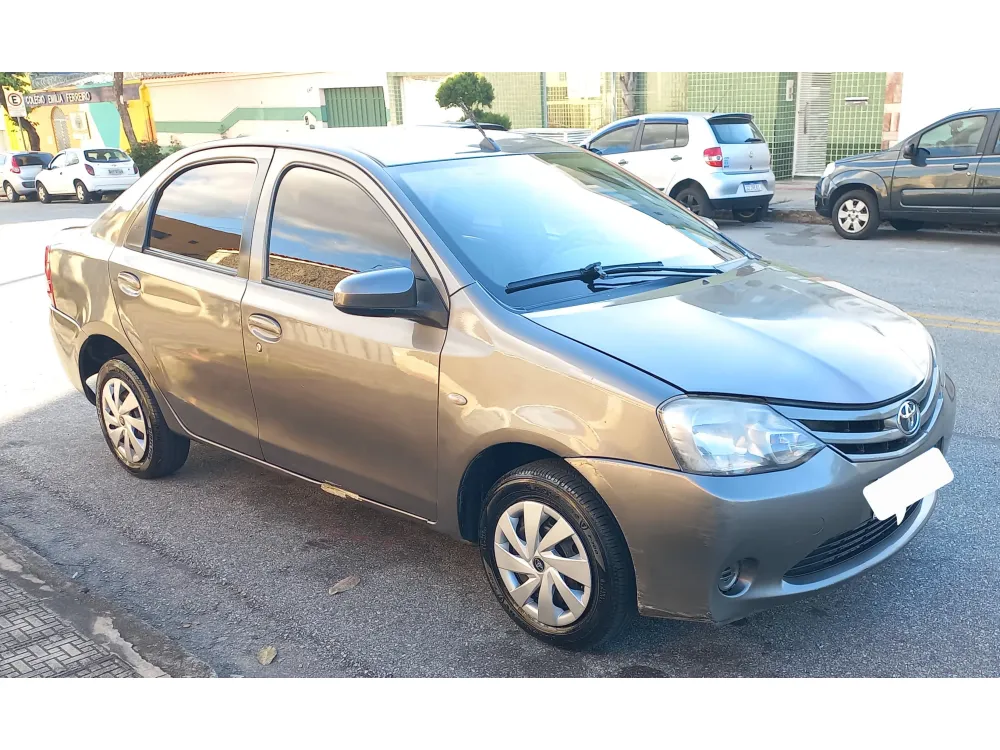 Toyota ETIOS