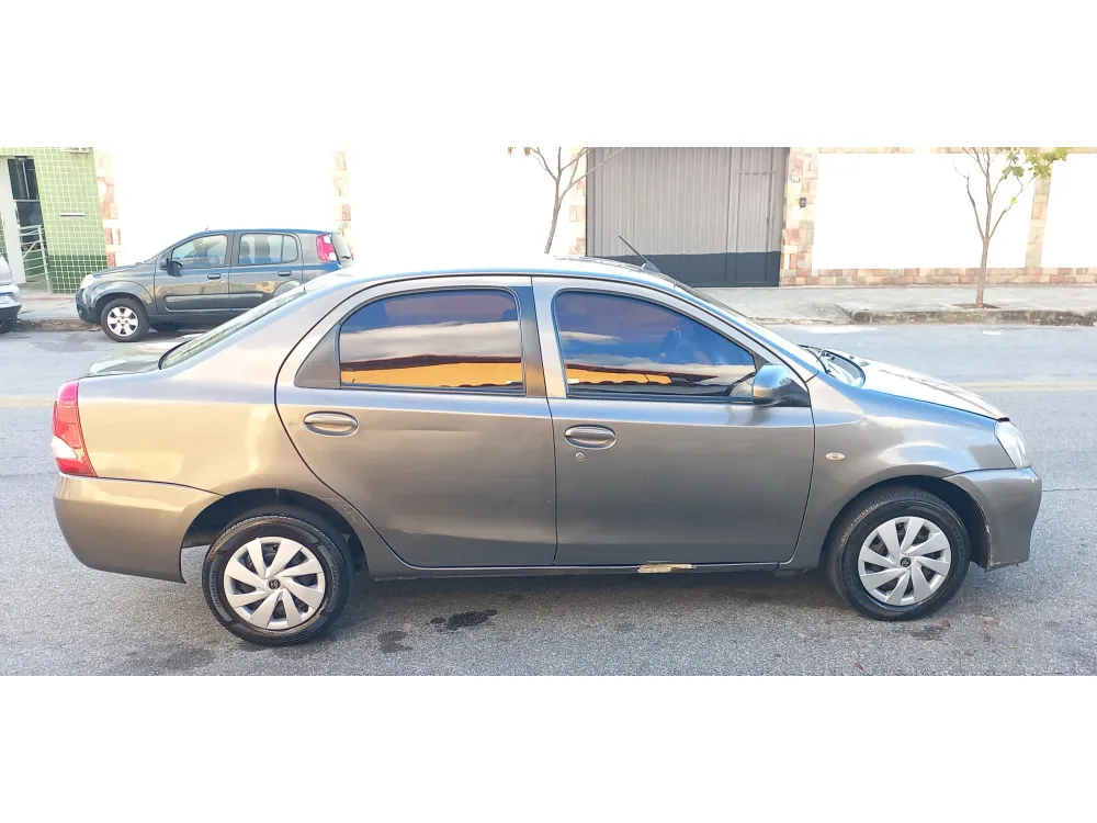 Toyota ETIOS