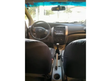 Nissan LIVINA