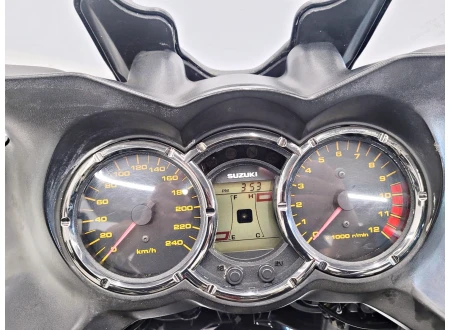 Suzuki DL