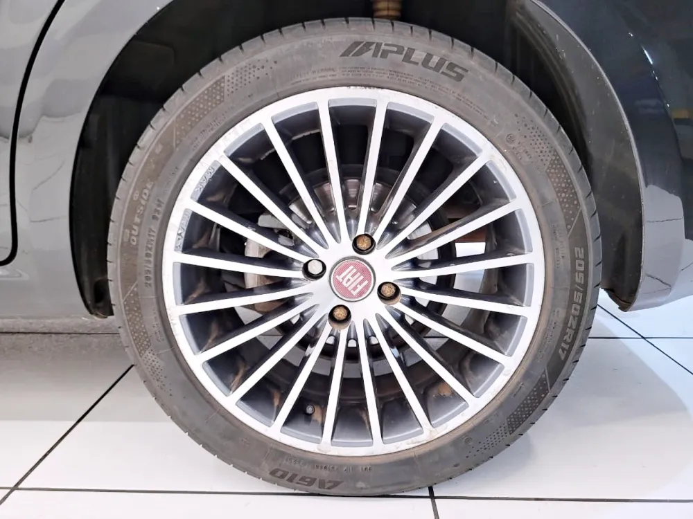 Fiat LINEA
