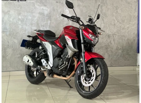 YAMAHA FZ25