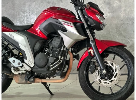 YAMAHA FZ25