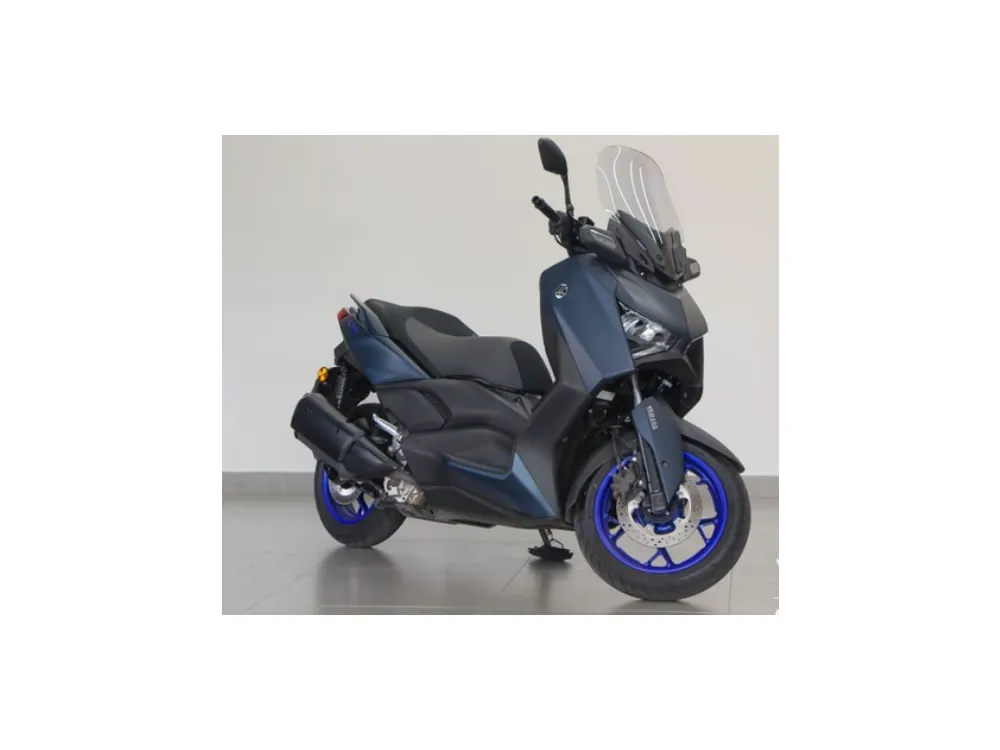 YAMAHA XMAX