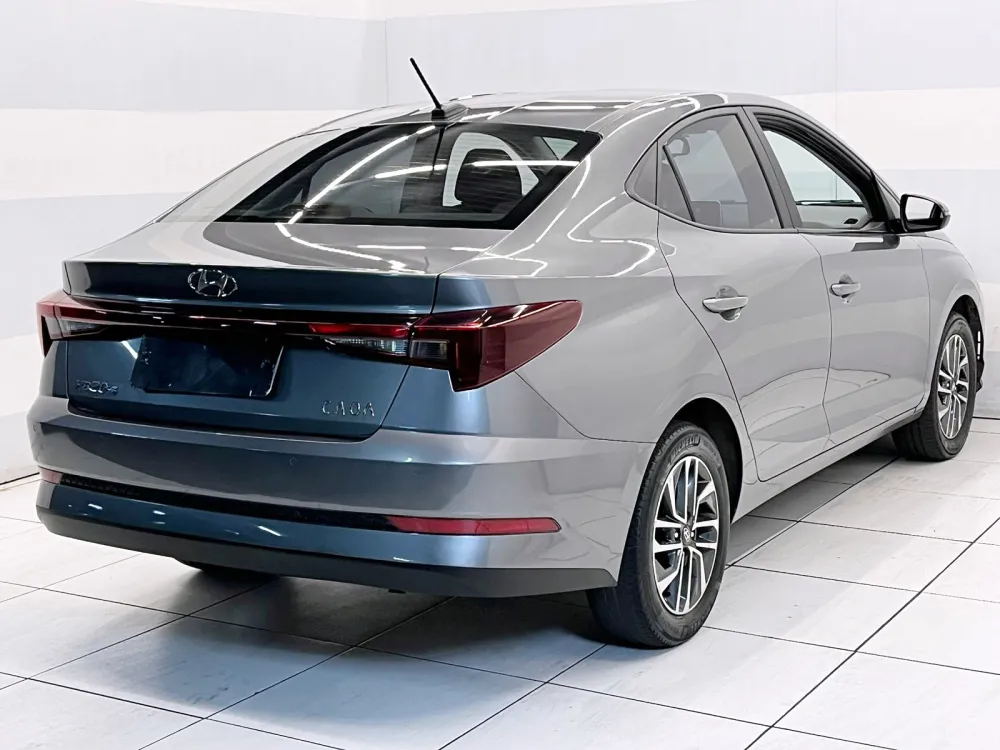 Hyundai HB20S