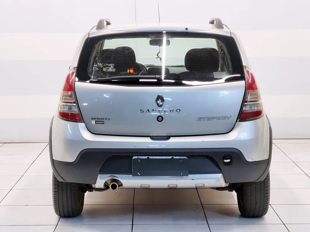 Renault SANDERO