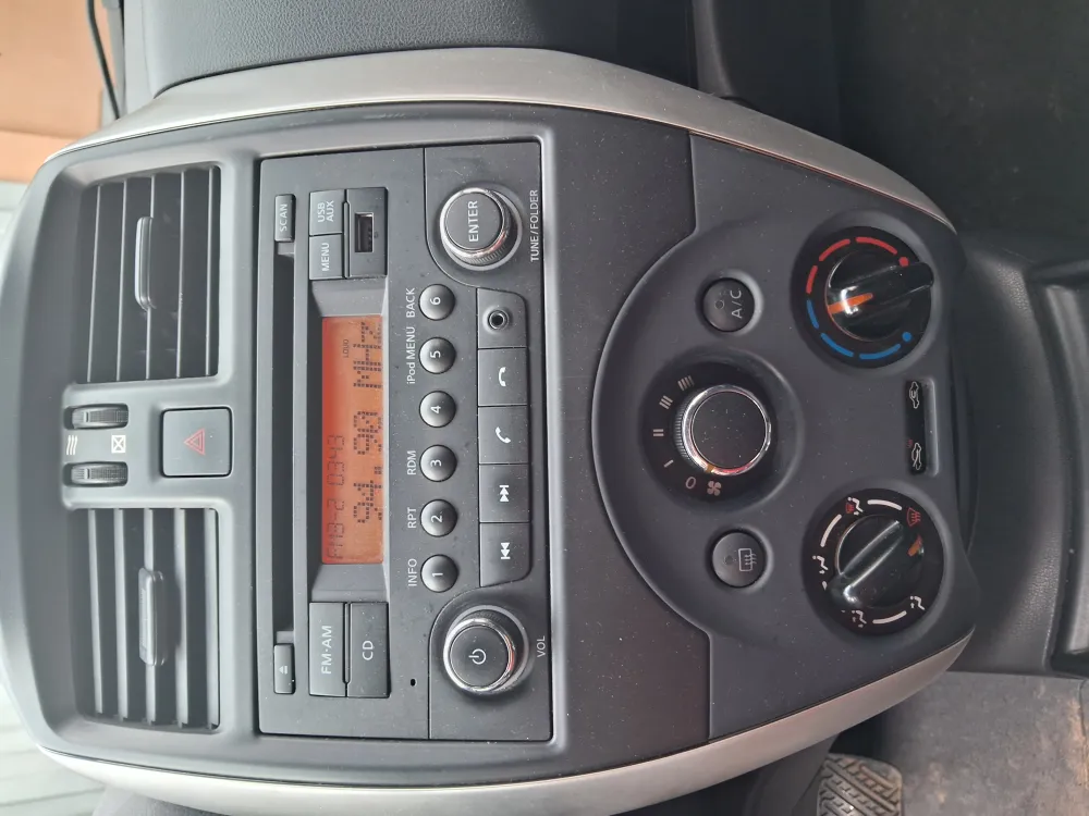 Nissan VERSA