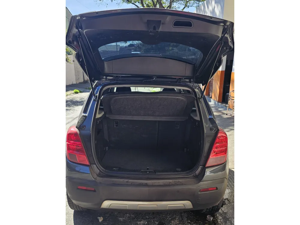 Chevrolet TRACKER