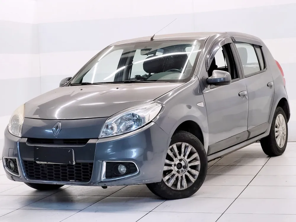 Renault SANDERO