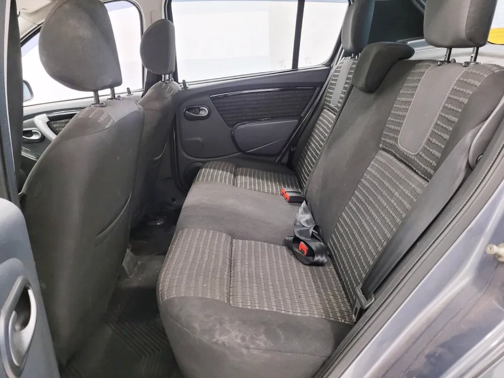 Renault SANDERO