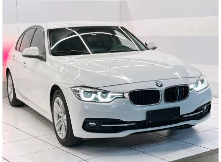 BMW 320i