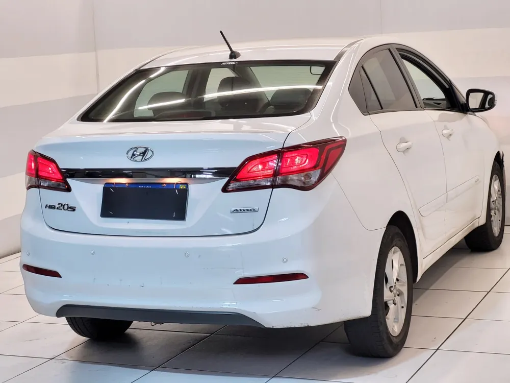 Hyundai HB20S