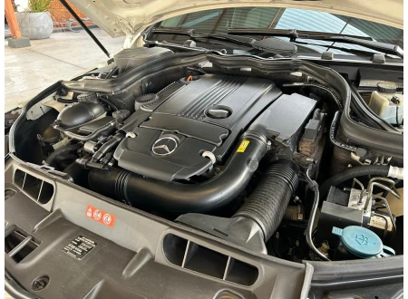 Mercedes-Benz C-180
