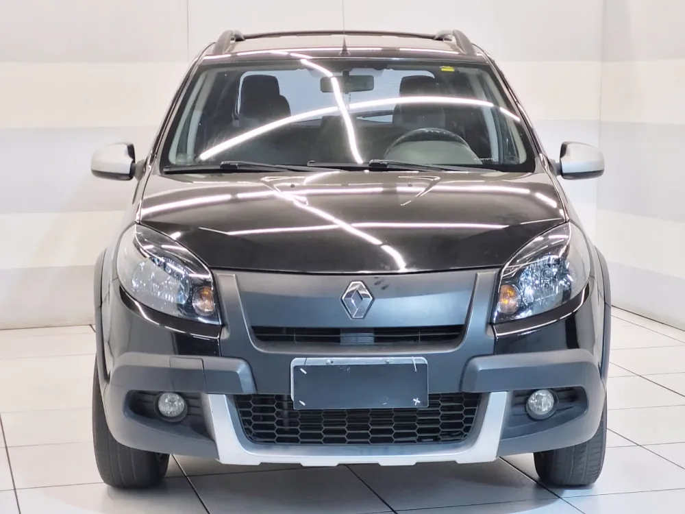 Renault SANDERO
