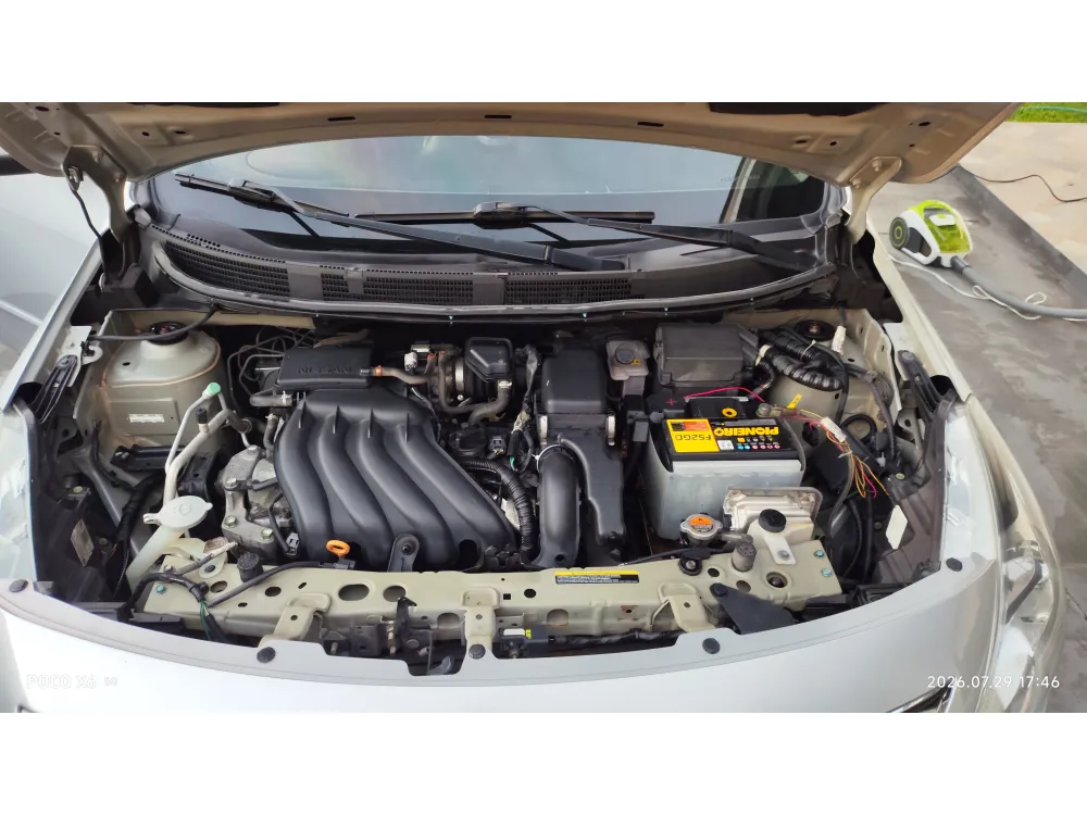 Nissan VERSA
