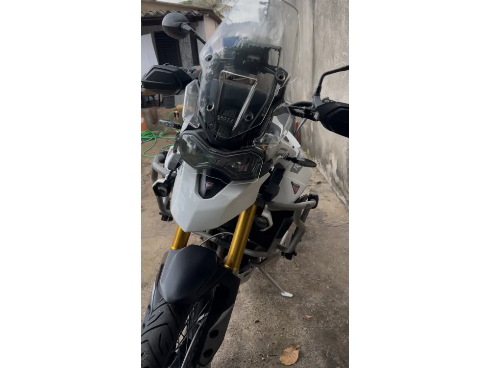 TRIUMPH TIGER