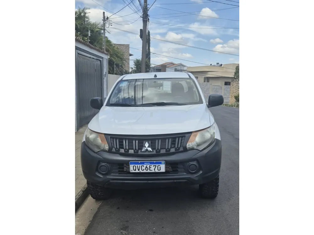 Mitsubishi L200