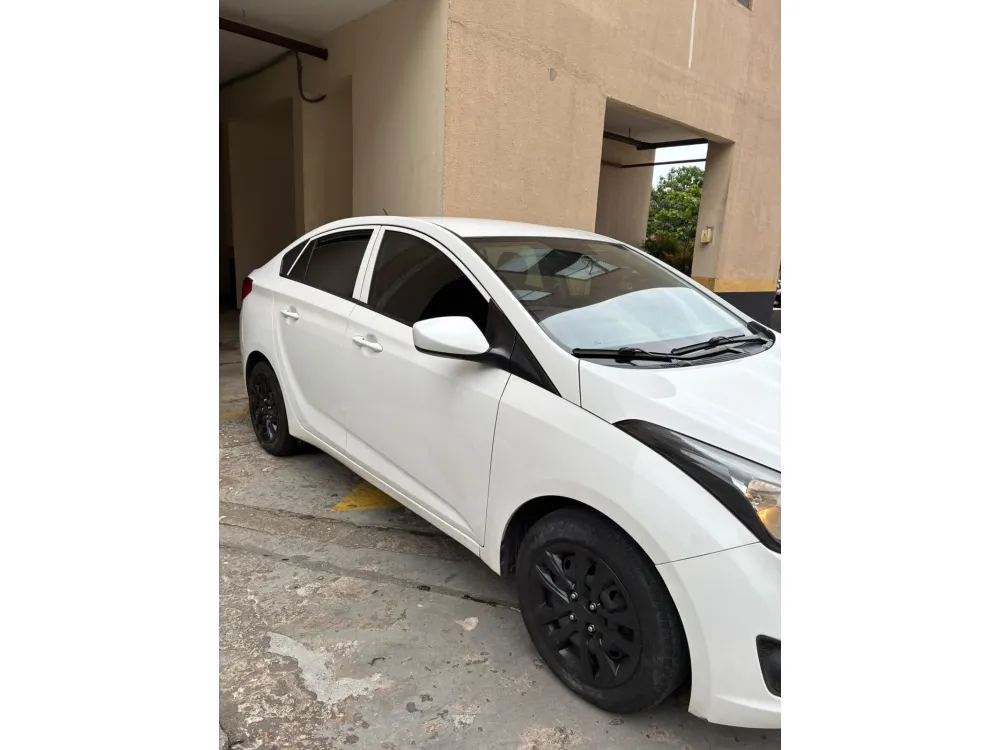 Hyundai HB20S