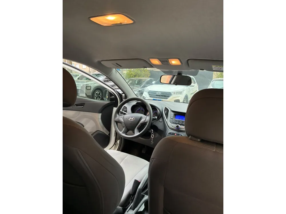 Hyundai HB20S